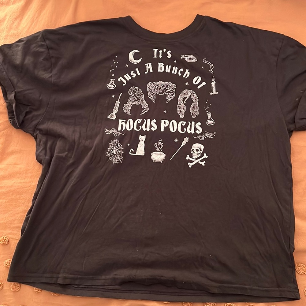 DISNEY hocus pocus shirt